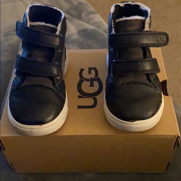 UGG Other - Kids UGG Winter Shoes Size 7